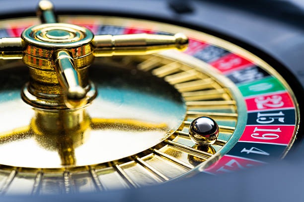 Phoenix Rises slot game interface showing five reels with phoenix symbols on kurnia 898